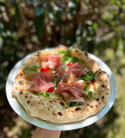 Pizza de Pizza et Basta Foodtruck à Colmar